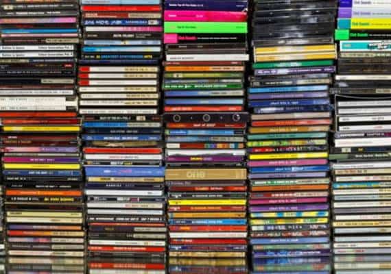 רשת BEST BUY הודיעה על הפסקת מכירות תקליטורי המוזיקה