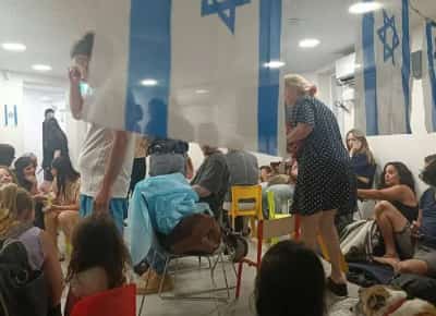 מטח טילים איראני נוסף פוגע בישראל: אזעקות בגוש דן, ירושלים ובצפון. ללא נזק או נפגעים