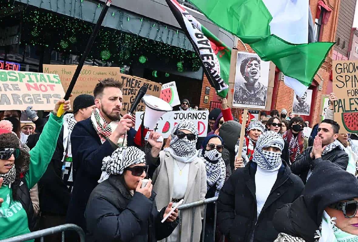 פסטיבל הסרטים היוקרתי 'סאנדנס' הפך לביצת עלילות דם אנטישמיות ולמפגן מחאה אנטי-ישראלי