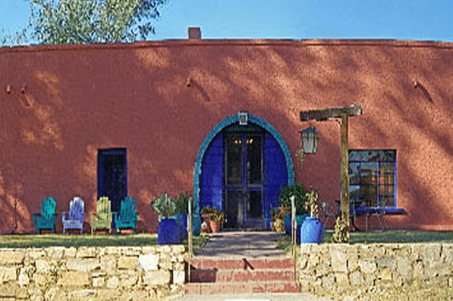 סוף שבוע במערב הפרוע: או לפחות בחווה היסטורית במערב הקלאסי של אריזונה 