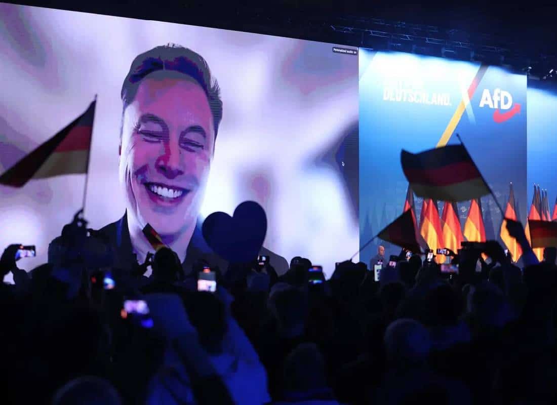 זעזוע בברלין: מאסק מצדד בימין הקיצוני ומבזה את זכר השואה