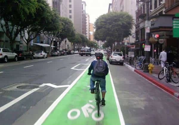 "עניין של חיים ומוות": לוס אנג'לס במאמצים להגן על רוכבי האופניים בעיר