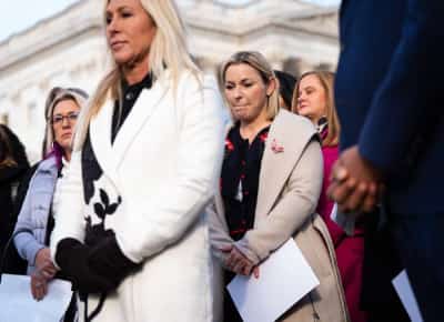 הקונגרס מתייצב מול טראמפ: מסמכי אפשטיין בדרך לחשיפה מלאה