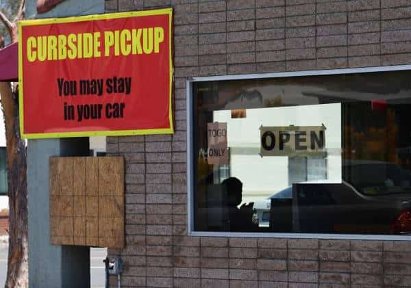 קליפורניה מתקדמת לעבר החזרה לשגרה, אך לא כל העסקים יכולים להיפתח