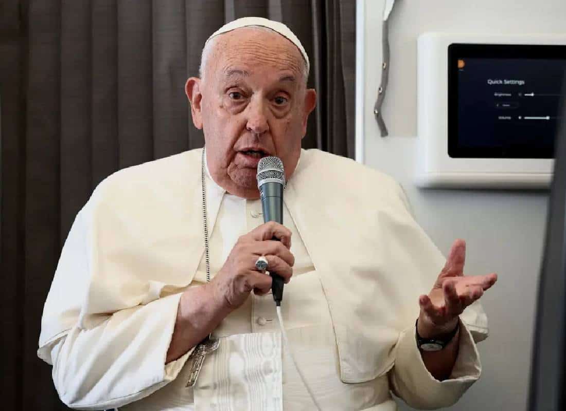 האפיפיור  לאמריקאים: בבחירות הצביעו ל"רע במיעוטו"