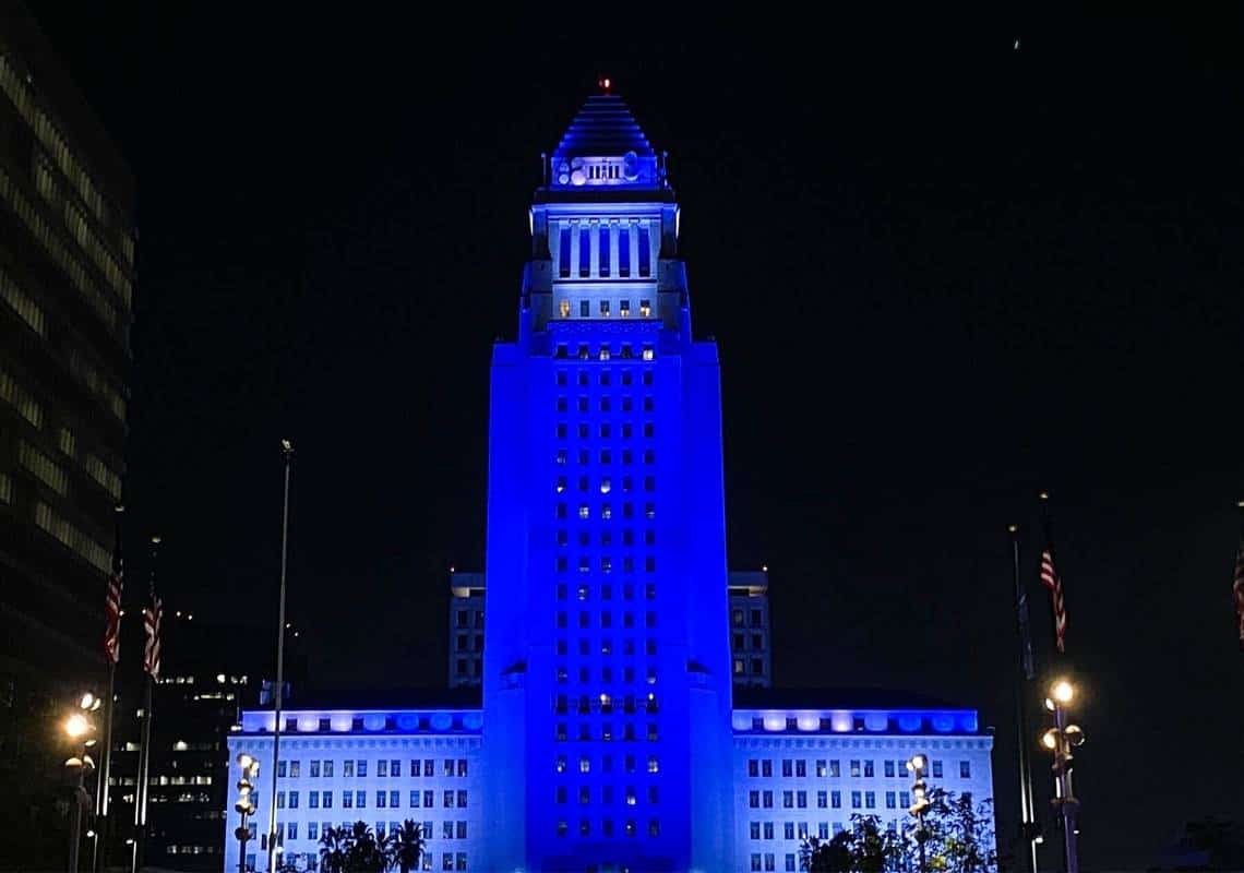 ארה"ב עושה כבוד לישראל: בנייני העיריות מחוף לחוף יוארו בכחול לבן לרגל יום העצמאות