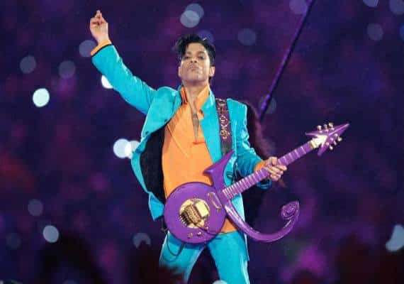 מותו של נסיך: דוח חדש חושף את כמויות הסמים שנמצאו בדמו של הזמר פרינס לאחר מותו