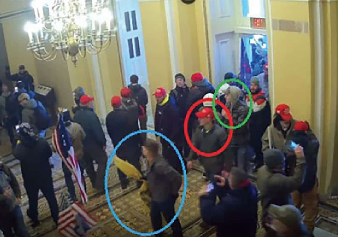 לאחר יותר משנתיים: שלושה חיילי המארינס נעצרו בחשד שפרצו לגבעת הקפיטול ב-6 בינואר