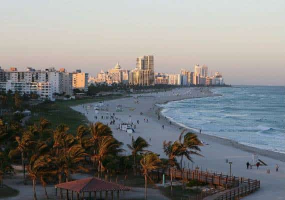 מיאמי: אחרי שנה קשה לתיירות - הרשויות מנסות לבטח את המסים מהענף