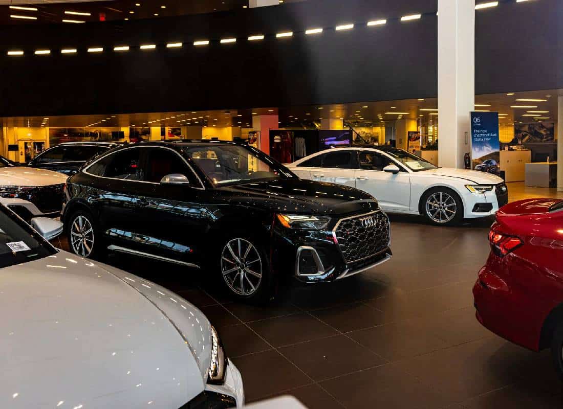 מחווה או מס נוסף? טראמפ מציע "הקלות" מוגבלות במכסים על רכבים מיובאים