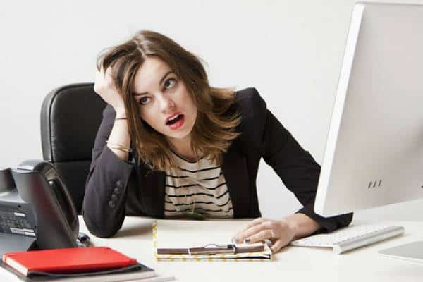 עובדת 45 שעות בשבוע? מחקר חדש מצא שאת עלולה להיות בסיכון גבוה לסוכרת