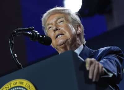 נדחה שוב ניסיונו של טראמפ לבטל את זכות האזרחות מלידה