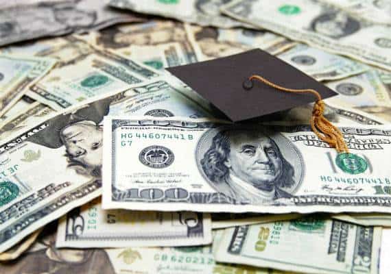 חובות הסטודנטים צפויים לעבור בקרוב את רף ה-2 טריליון דולר