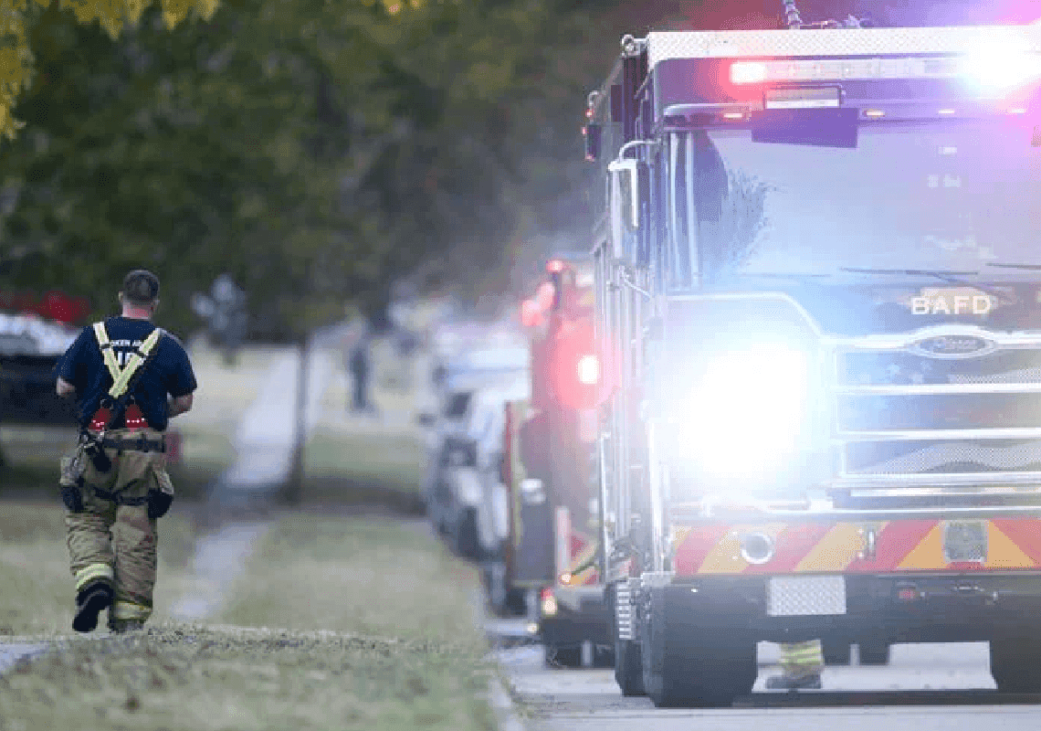 חשד לרצח: שמונה גופות, מתוכן כנראה שישה ילדים, אותרו בבית שעלה באש 
