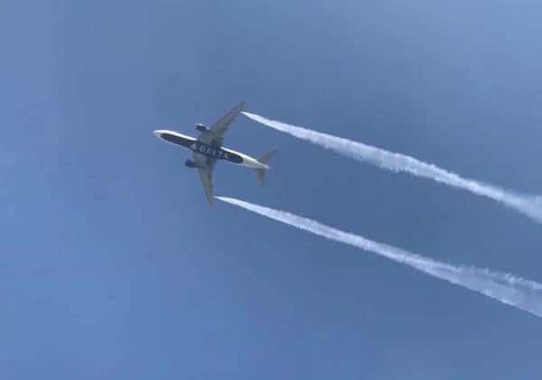 יומיים לאחר השלכת הדלק על בתי ספר בלוס אנג'לס: הרשויות דורשות תשובות מחברת התעופה