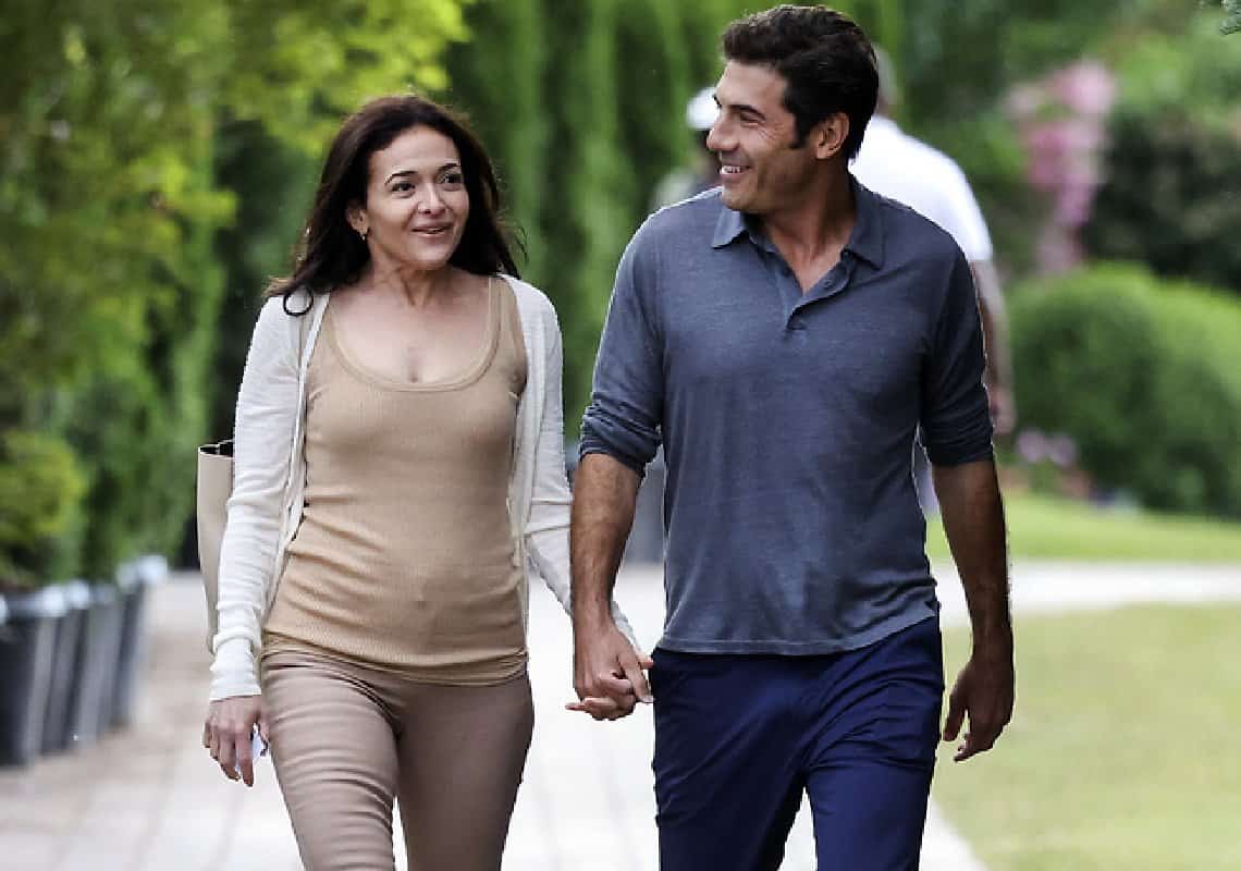 עושה זאת שוב: יד ימינו של מארק צוקרברג מתחתנת בפעם השנייה 