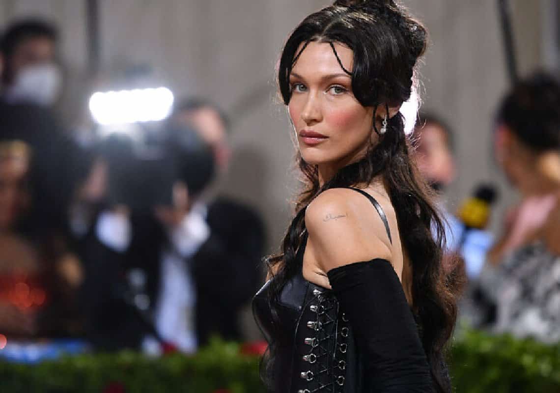 אופס, היא עשתה זאת שוב: אינסטגרם מוחקת פוסט של בלה חדיד