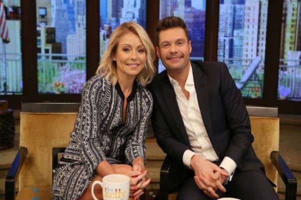 מה ריאן סיקרסט חושב על זה? מנחת תכנית הבוקר הפופולרית, קלי ריפה, היא פילגש מפתה  