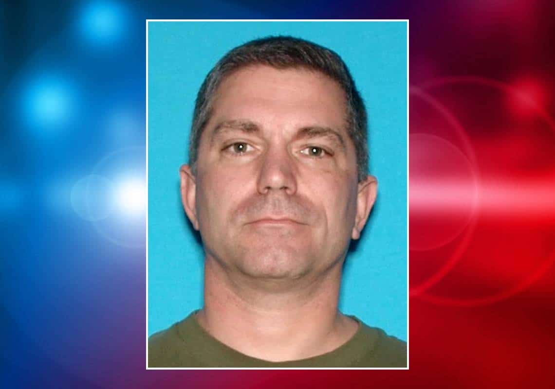 שובר שורות: מעבדת סמים התגלתה בביתו של שוטר מניו ג'רזי