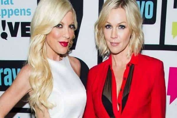 בוורלי הילס 90210 זה בעצם בישראל: ג'ני גארת' וטורי ספלינג מבקרות