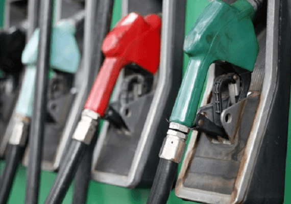 מדוע מחירי הנפט צוללים?