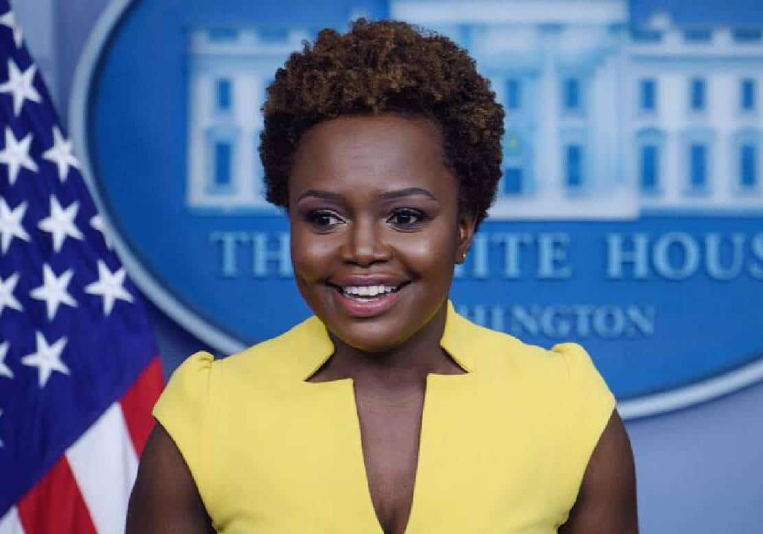 כתב פוקס ניוז שאל את דוברת הבית הלבן: "מתי אתם מתכוונים למחוק את חשבון הטוויטר שלכם?"