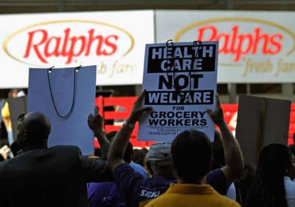 לקראת שביתת ענק בראלפס? עובדי רשתות הענק בדרום קליפורניה נערכים לעיצומים