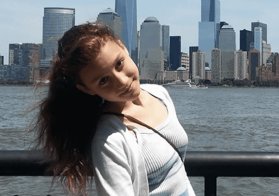 ניו יורק: בת ה-15 שנפלה אל מותה מחלון במהלך מסיבה ניסתה להרשים את חבריה