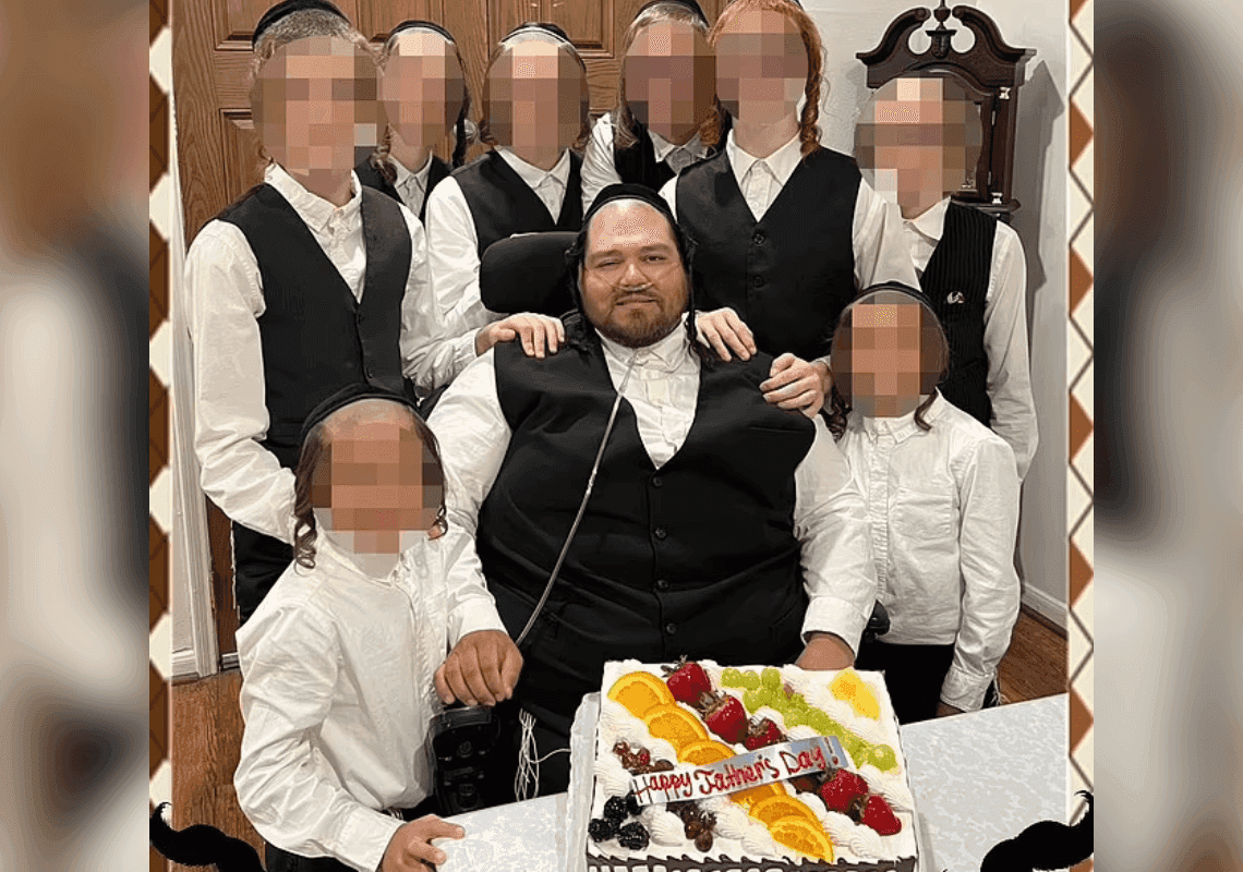 הרב המתחזה החשוד בהתעללות מינית בילדיו המאומצים - מקבל גיבוי מאחד הבנים: "הוא אבא נהדר" 