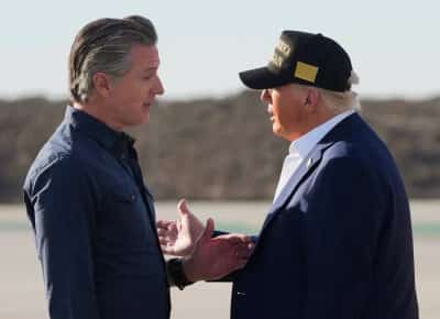 קליפורניה מכריזה: נצייר מפות בחירות חדשות שיחזירו את הבית הלבן לדמוקרטים