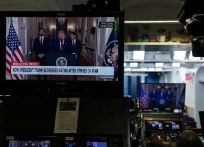 האם אמריקה במלחמה עם איראן? - טראמפ מתעלם מהקונגרס ומעורר משבר חוקתי