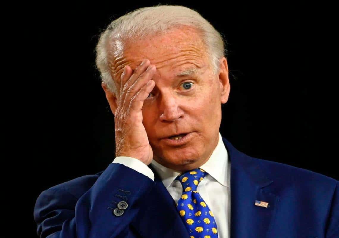 דעה: כשהנשיא שבור בלי זיכרון, אמריקה שבורה בלי כבוד