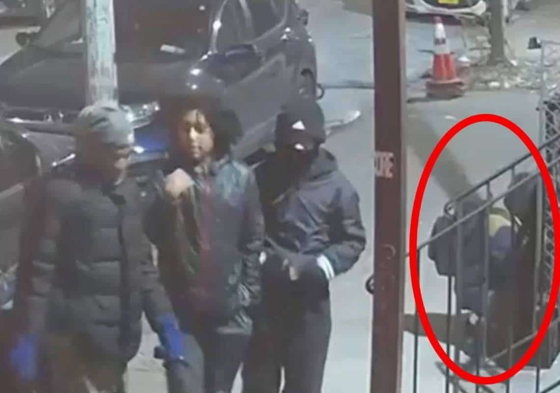 תקרית אנטישמית נוספת בניו יורק: צלבי קרס רוססו על בית בברוקלין