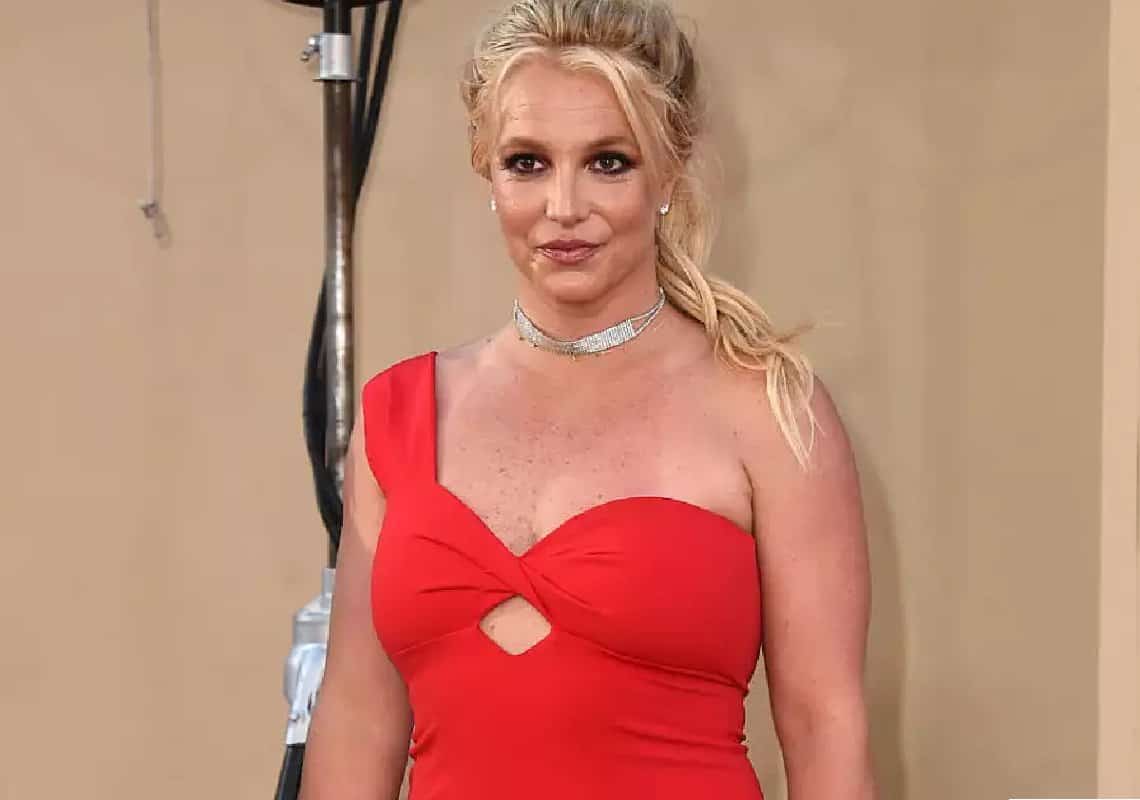בריטני ספירס פרסמה קלטת חושפנית ומחקה אותה, וזה מה שהיא אמרה 