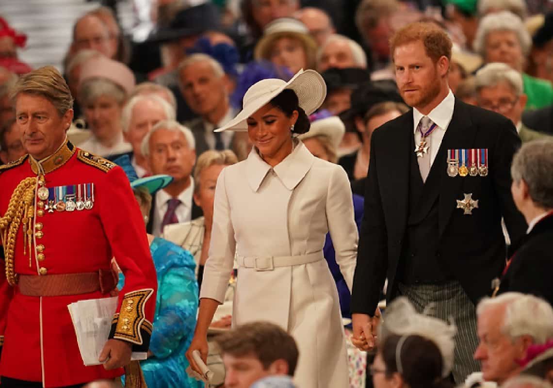תמונות ראשונות של הארי ומייגן מחגיגות יובל הפלטינום של המלכה אליזבת