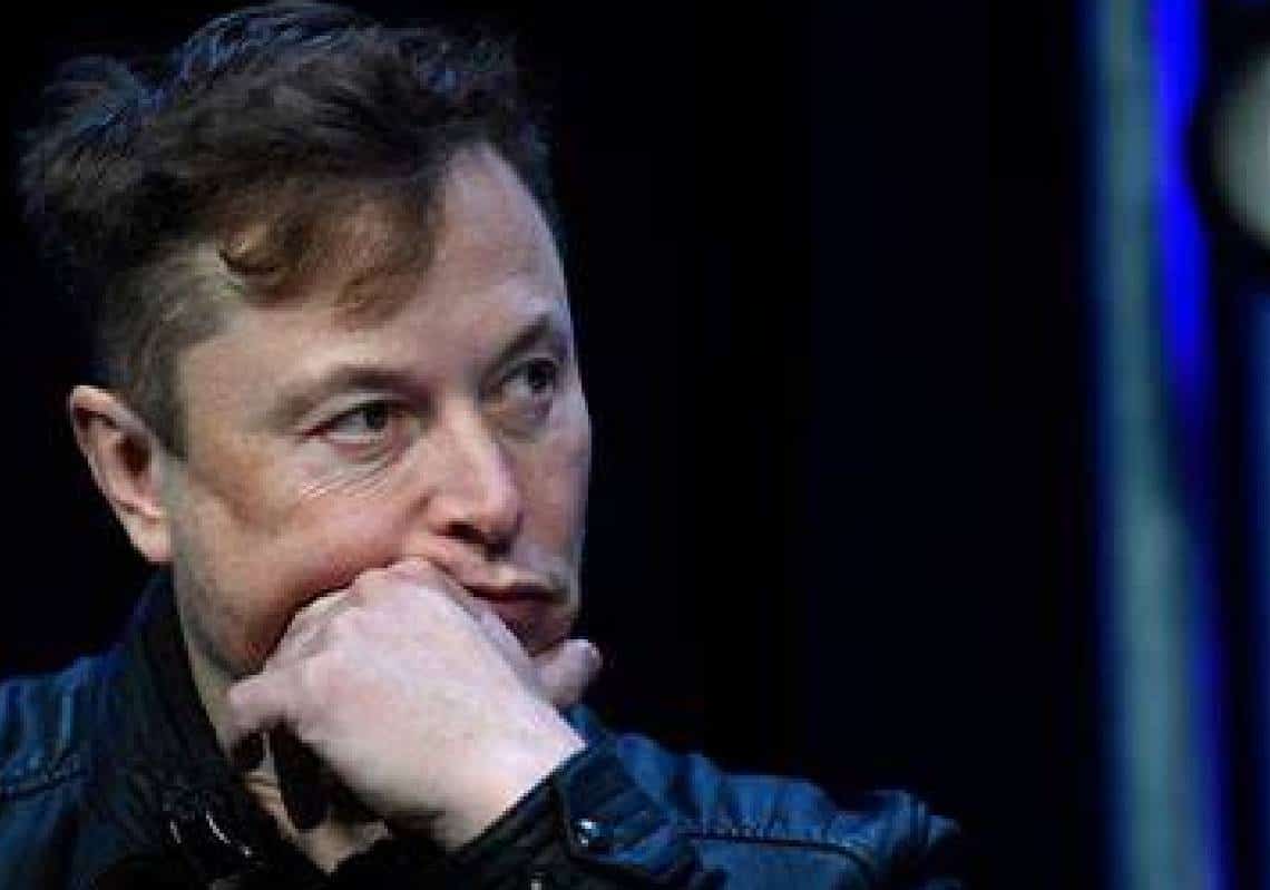 מאסק עומד לפטר 10,000 עובדים: "יש לו תחושה נוראית לגבי הכלכלה"