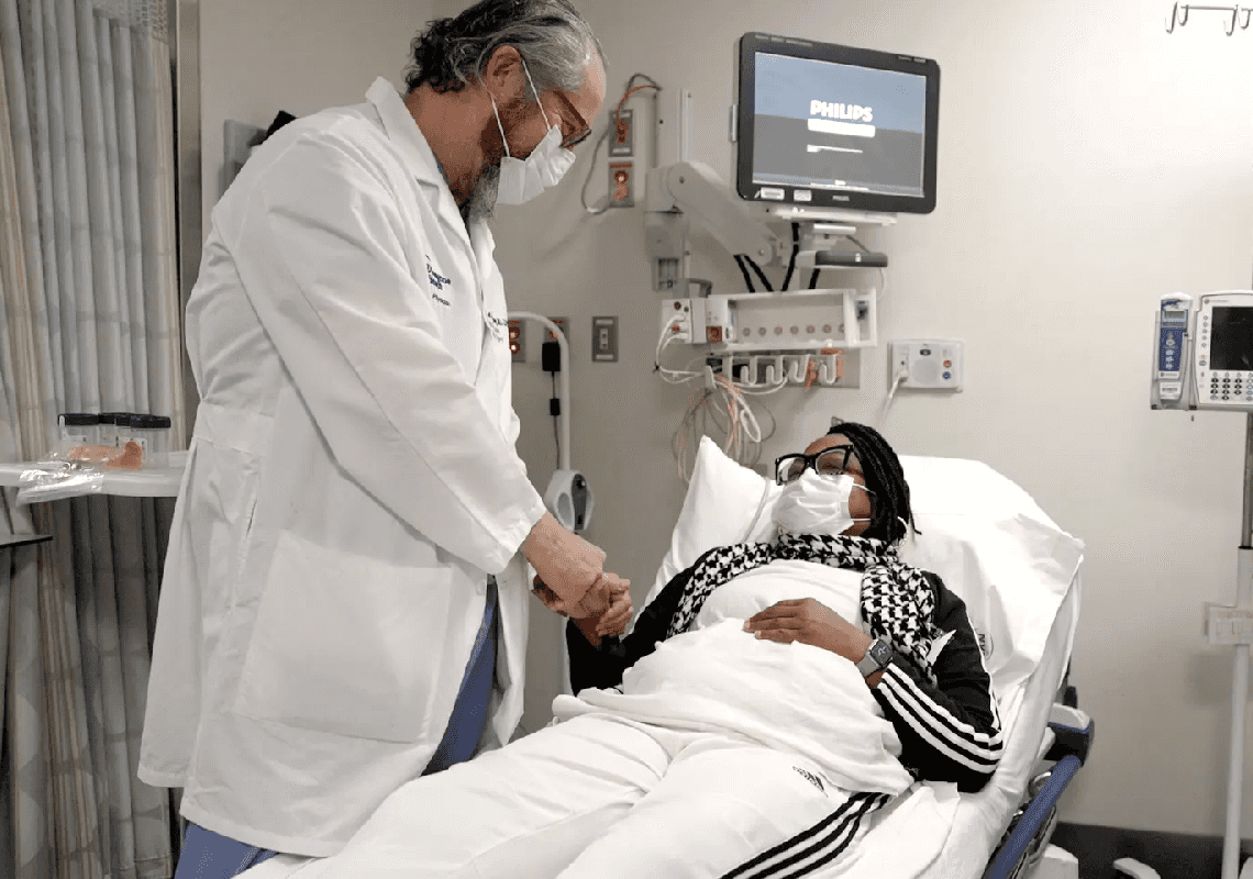 סימני התאוששות חיוביים לתושבת אלבמה שעברה השתלת כליה מחזיר