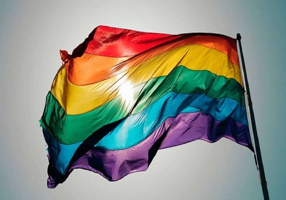 תאגיד האנרגיה הגדול באמריקה אוסר הצגה של דגלי להט"ב ו-BLM עם לוגו החברה מחוץ למשרדים הראשיים