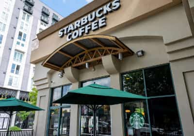 סטארבקס נענית לקריאה של קנדי: תפריט בריא יותר בדרך