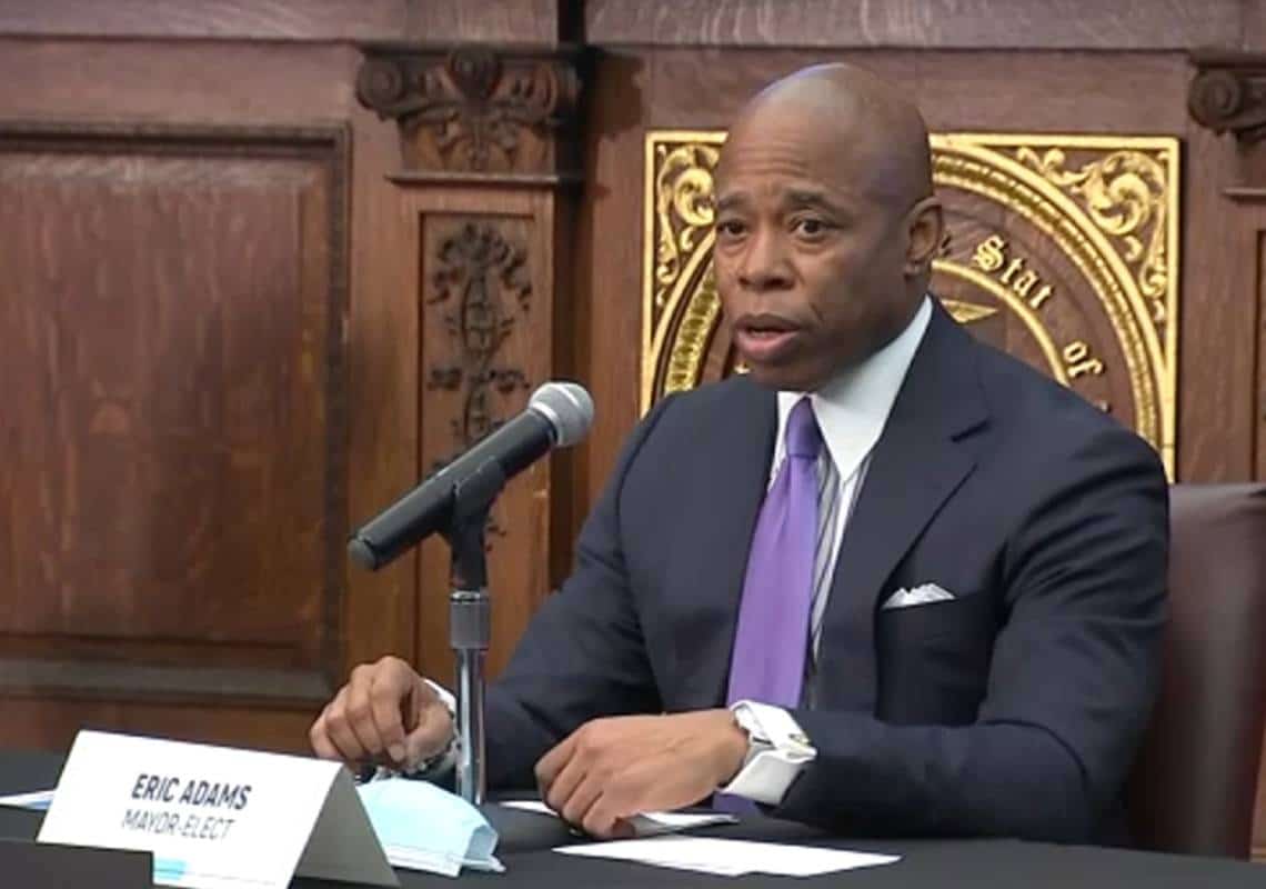 ערב כניסתו לתפקיד: ראש עירית ניו יורק הנבחר מציג את "תוכניות הקורונה"