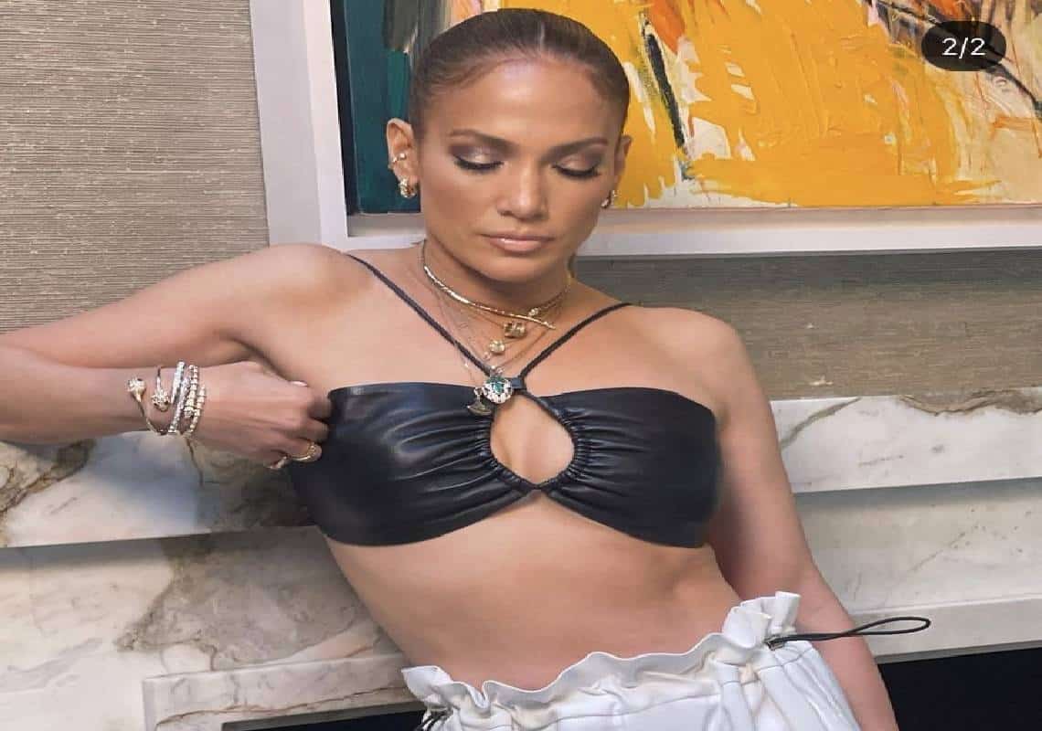 לוהטת מתמיד: ג׳ניפר לופז בתמונה חושפנית שהצליחה לשבור את הרשת