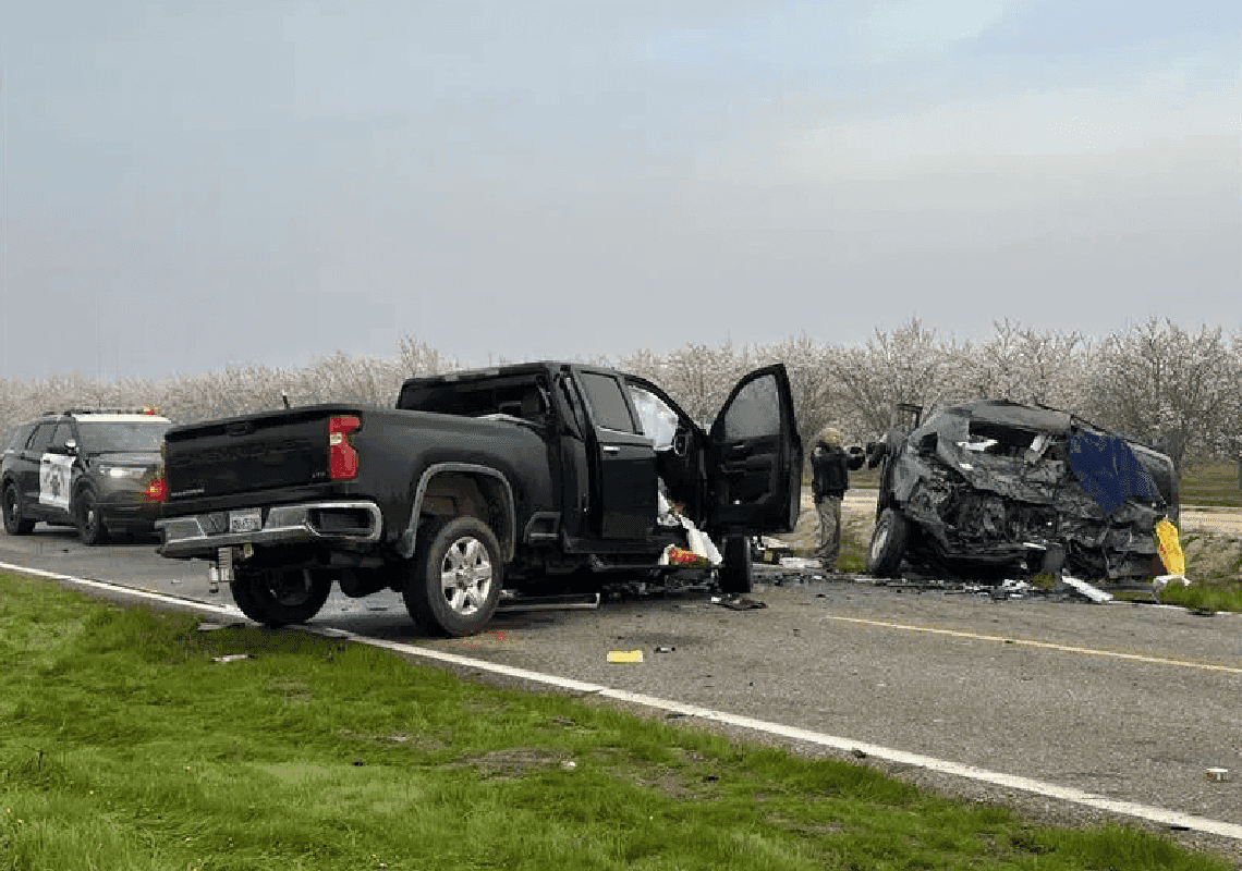 שמונה הרוגים בהתרסקות חזיתית בקליפורניה