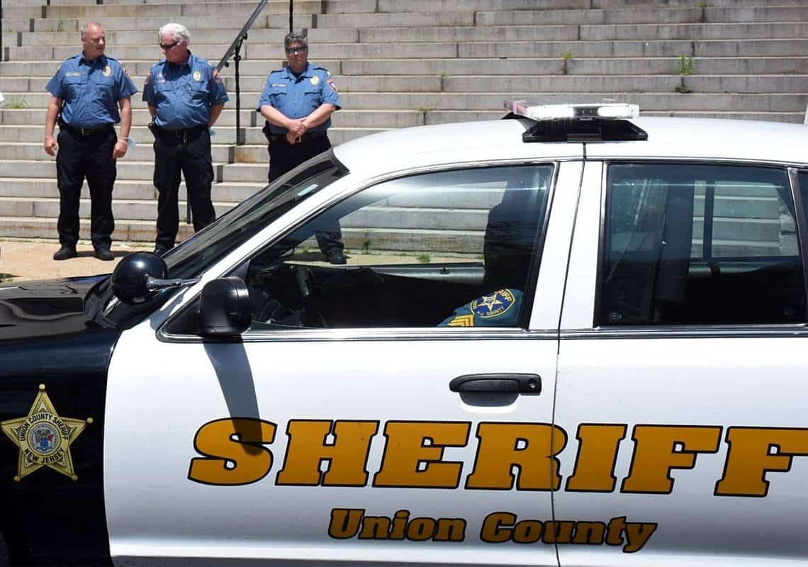 פשע שנאה בלב ניו ג'רזי: צלב קרס רוסס בכניסה לישיבה