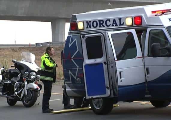 צפון קליפורניה: אישה קפצה מאמבולנס ונדרסה למוות