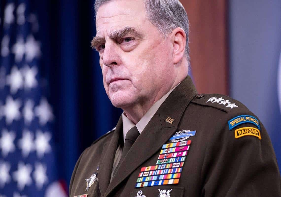 בגידת הגנרל - טרמאפ מגיב לראשונה: "הוא משוגע לחלוטין!"