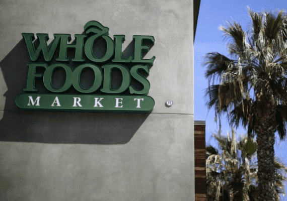 שיתוף הפעולה האחרון של Whole Foods Market הוציא את השד הגזעני מהבקבוק