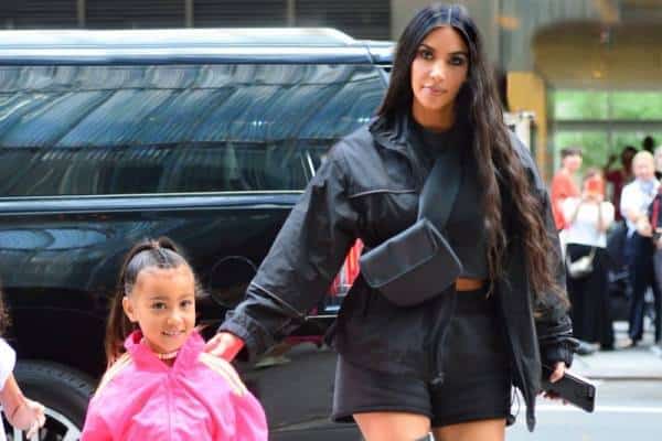 קרדשיאן הדור הבא: בתם של קים וקניה ווסט בצעדים ראשונים אל הקריירה הבלתי נמנעת