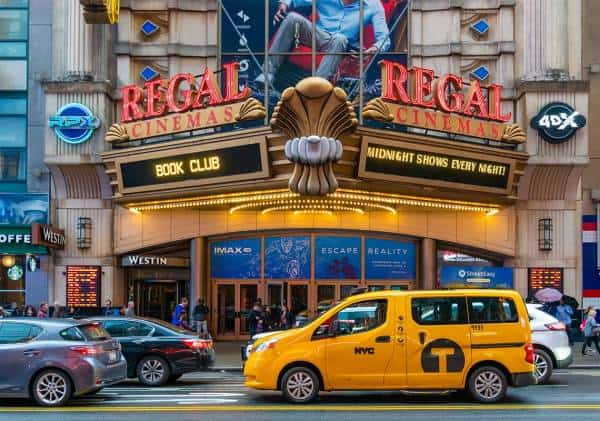 מכה נוספת לתעשיית הסרטים: מאות בתי קולנוע בארה"ב ייסגרו, עשרות אלפי עובדים בדרך לחל"ת