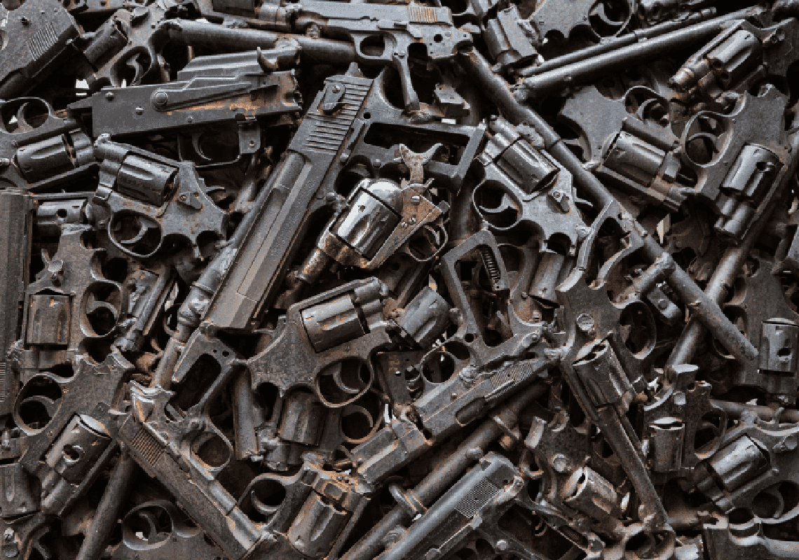 ארה"ב מזרימה כמויות של נשק לאמריקה הלטינית - וכעת מקסיקו תובעת אותה