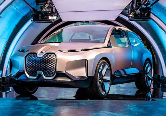 אוטונומית וחשמלית: הכירו את דגם העתיד של BMW